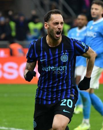 OD真人-恰尔汗伤得正是时候？国米管理层被推上风口浪尖，解决方案猜想！